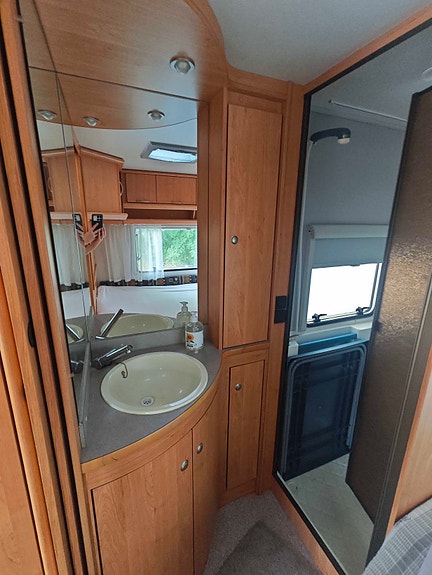 Knaus Sudwind 11 of 16
