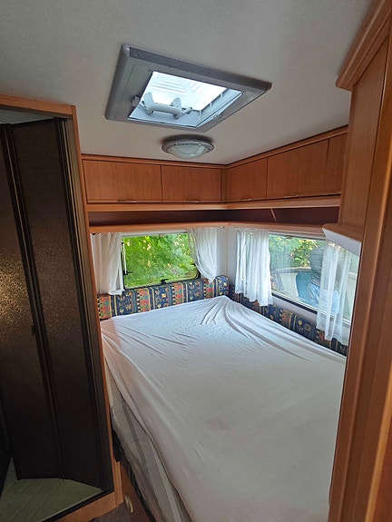 Knaus Sudwind 8 of 16