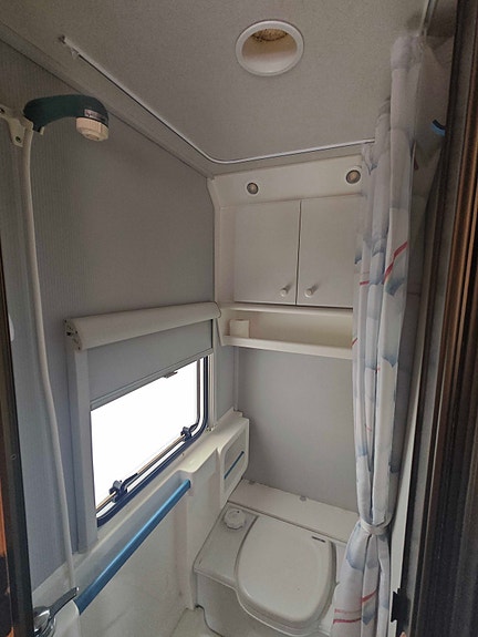 Knaus Sudwind 9 of 16