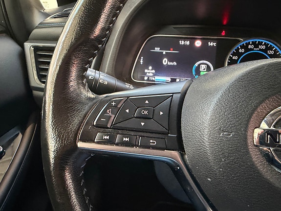 Nissan Leaf 15 of 20