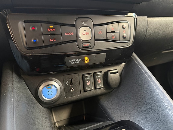 Nissan Leaf 16 of 20