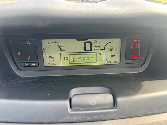 Citroen C4 Picasso 10 of 15