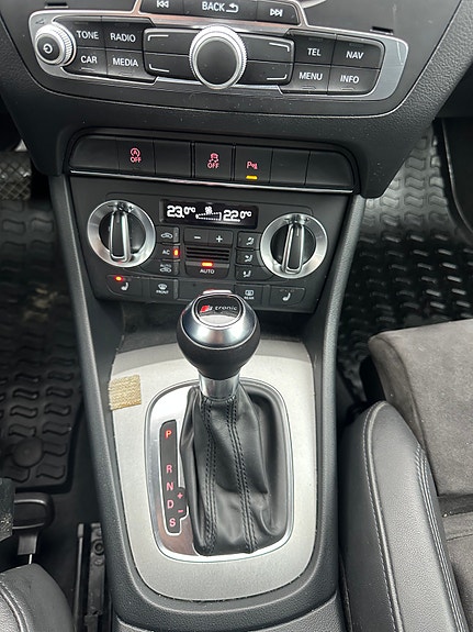Audi Q3 12 of 14
