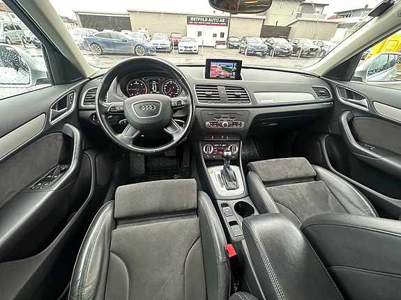 Audi Q3 10 of 14