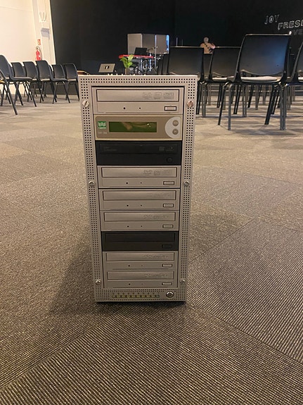 Product image 3 of 3