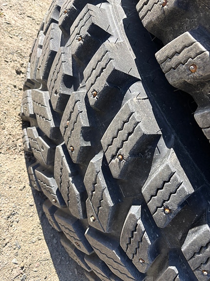 Nokian HKPL TRI med pigg og seip, kr 70 000,-