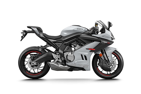 CFMOTO 675 SR-R / DEKKTRYKK / 3 Sylindret / Råskinn på 2 hjul må sees og høres - PÅ LAGER vær rask!