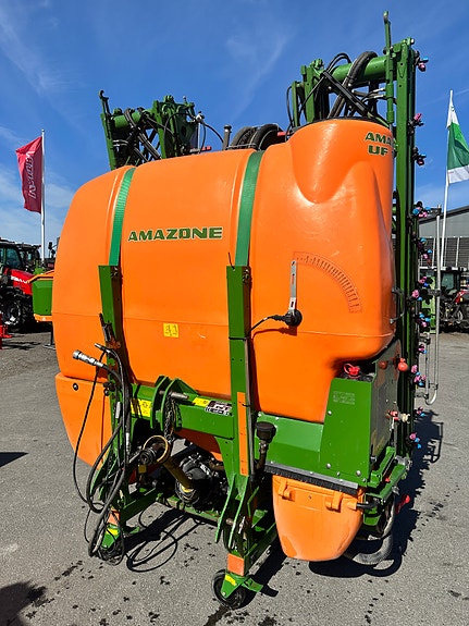 Amazone UF 1801 – 20 m / GPS / AmaTron+ / Distance Control – Komplett sprøyte