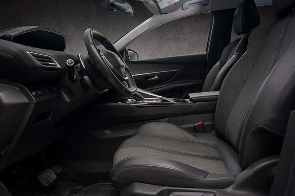 Peugeot 5008 16 of 24