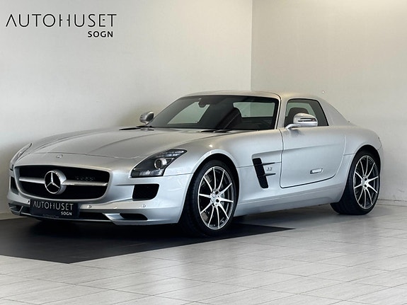 Mercedes-Benz SLS