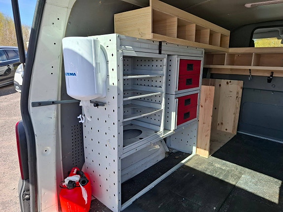 Volkswagen Transporter 13 of 29