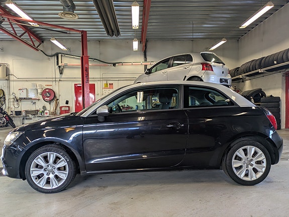 Audi A1 3 of 5