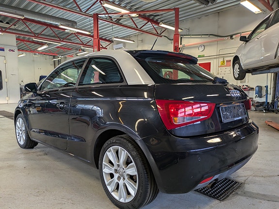 Audi A1 4 of 5
