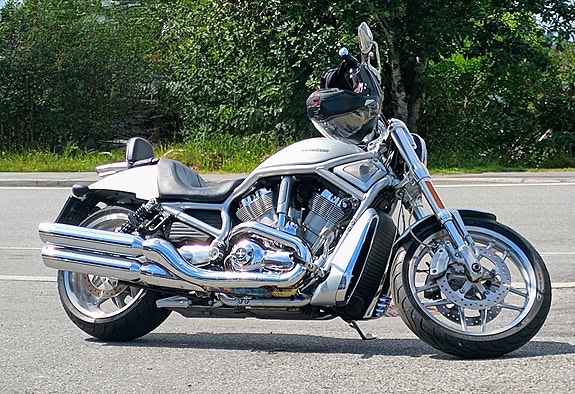Harley-Davidson VRSCDX Night Rod Special 5 of 5