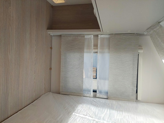Bürstner Premio Life 430 TS 25 of 26