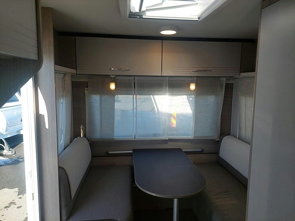Bürstner Premio Life 430 TS 11 of 26