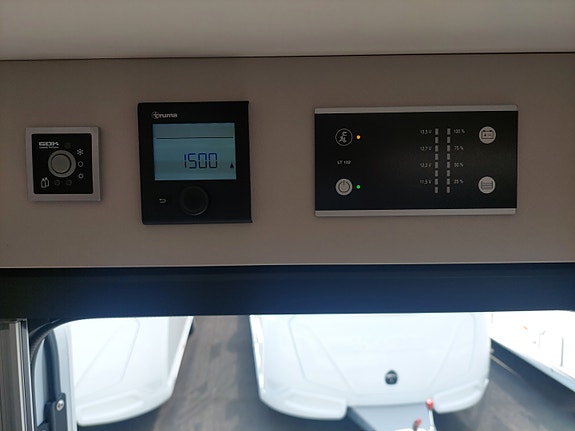 Dethleffs Nomad 530 DR 30 of 30