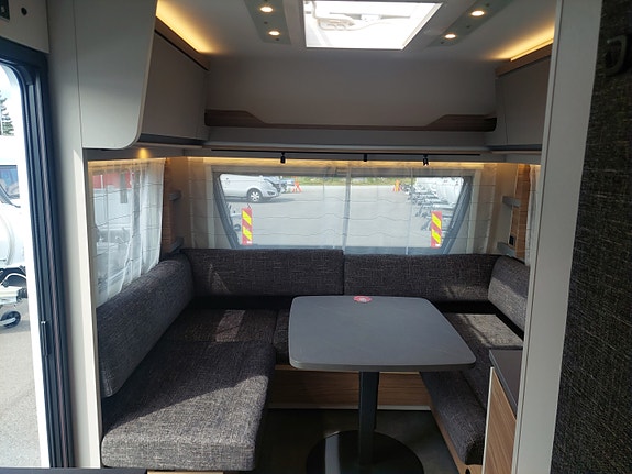 Dethleffs Nomad 530 DR 14 of 30