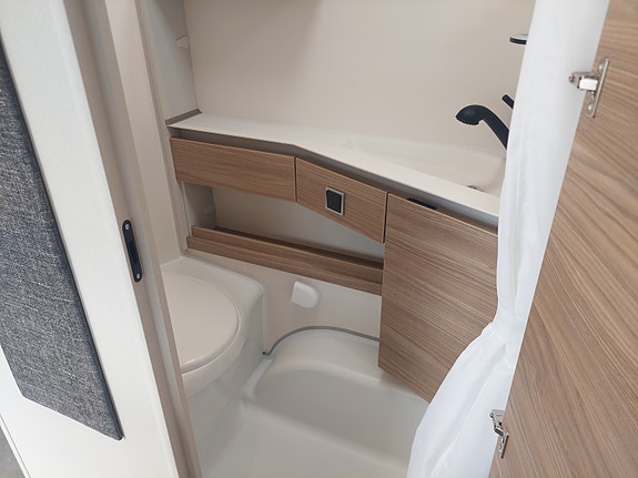 Dethleffs Nomad 530 DR 23 of 30