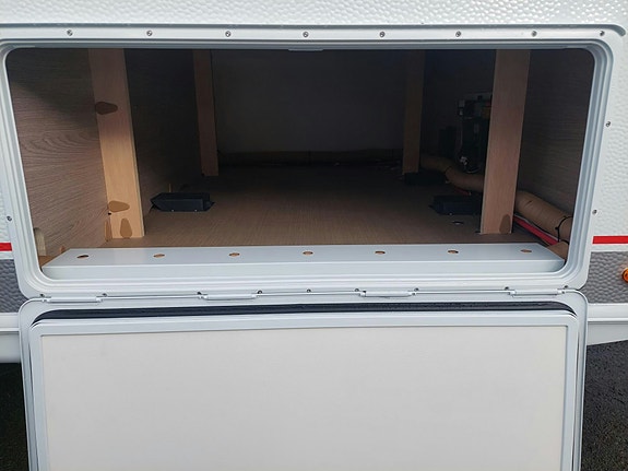 Bürstner Premio Life  490 TK 8 of 30