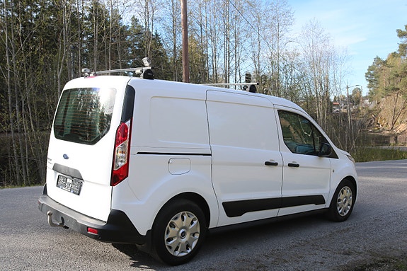 Ford Transit Connect 7 of 18