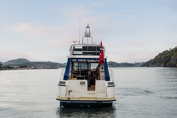 Tresfjord Atlantic 390 Yanmar,fast aksling,3 lugarer, autopilot,baug/hekkthruste 4 of 30