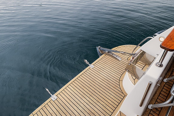 Tresfjord Atlantic 390 Yanmar,fast aksling,3 lugarer, autopilot,baug/hekkthruste 9 of 30