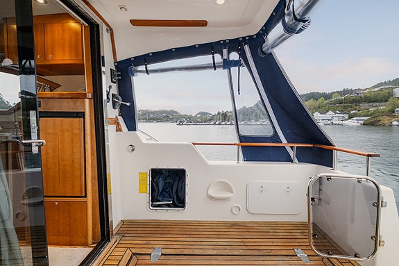 Tresfjord Atlantic 390 Yanmar,fast aksling,3 lugarer, autopilot,baug/hekkthruste 14 of 30