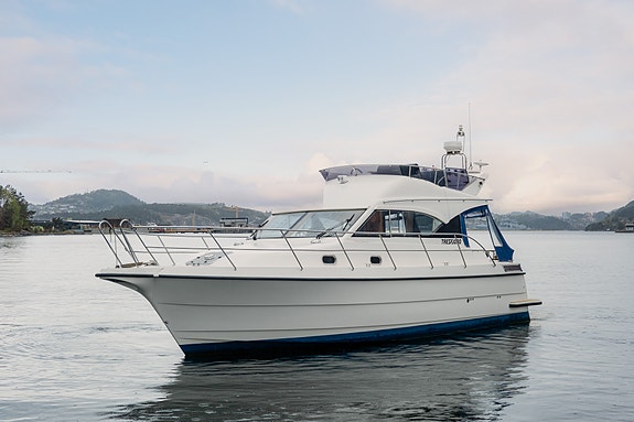 Tresfjord Atlantic 390 Yanmar,fast aksling,3 lugarer, autopilot,baug/hekkthruste 6 of 30