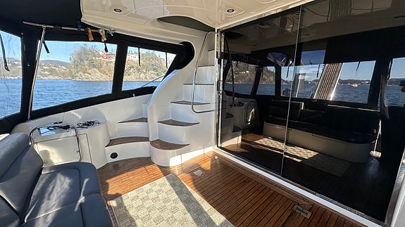 Azimut 46 - 3 kabiner, 2 bad, generator, autopilot, 16" kartplotter, passarelle 26 of 30