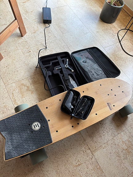 Product image 2 of 6