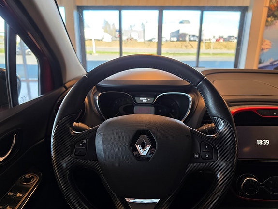 Renault Captur 14 of 19