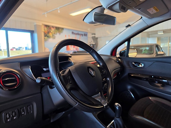 Renault Captur 17 of 19