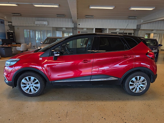 Renault Captur 2 of 5