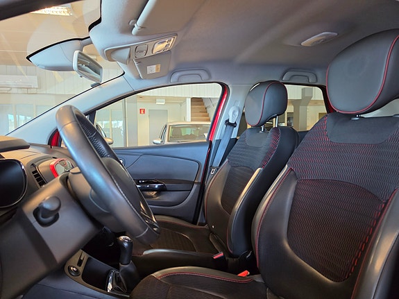 Renault Captur 9 of 19