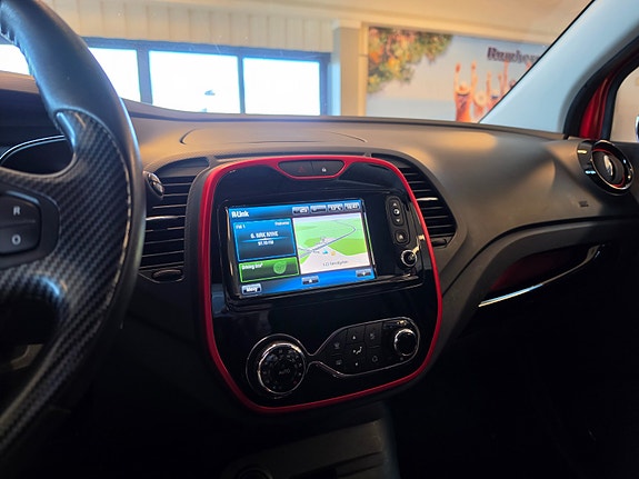 Renault Captur 16 of 19