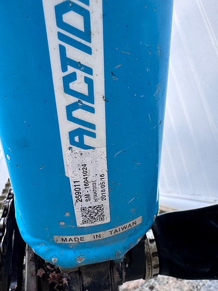 Product image 8 of 9