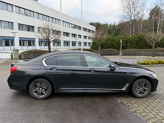 BMW 740Le 5 of 5