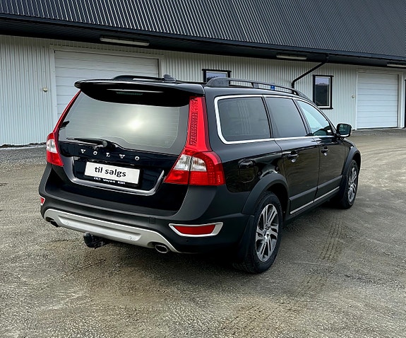 Volvo XC70 11 of 24