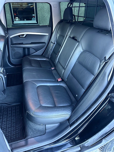 Volvo XC70 22 of 24