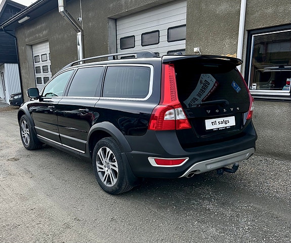 Volvo XC70 10 of 24