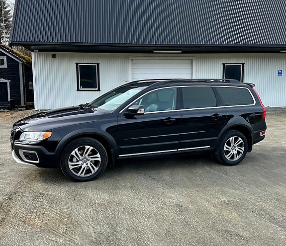 Volvo XC70 7 of 24