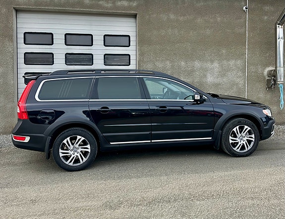 Volvo XC70 8 of 24