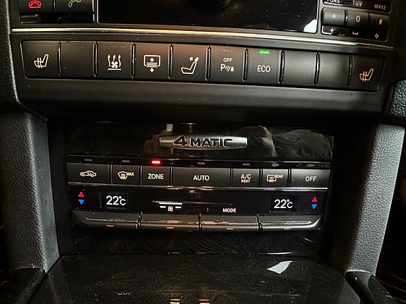 Mercedes-Benz E250 27 of 30