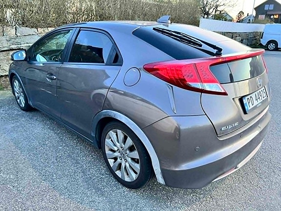 Honda Civic 4 of 6