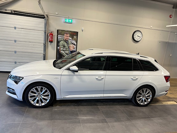 Skoda Superb 5 of 5