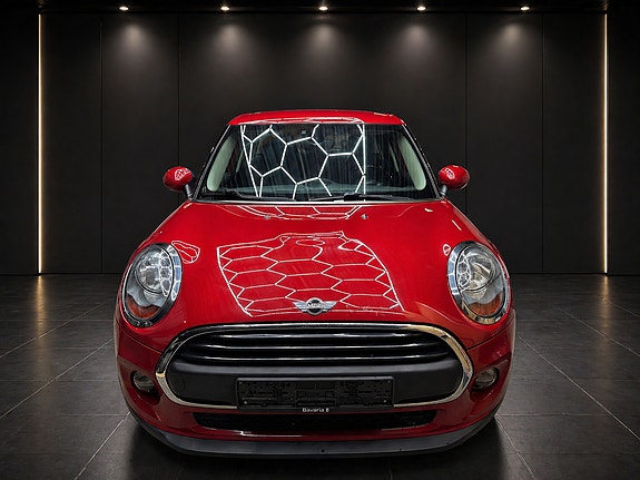 MINI One 2 of 5