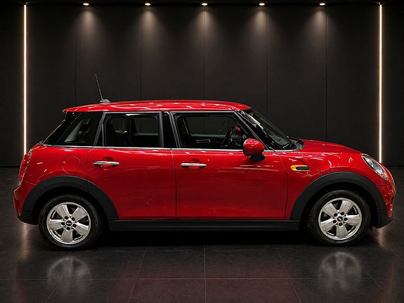 MINI One 6 of 12