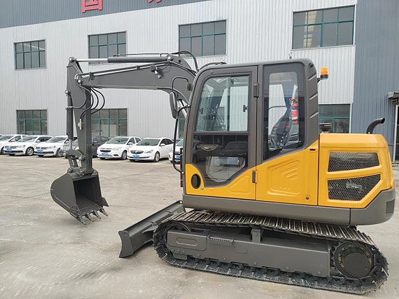 Fodit - ABSOLUTT SISTE MULIGHET - KNALLPRIS I APRIL- FT650 – 6,5 tonn gravemaskin