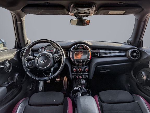 MINI Cooper S 12 of 22